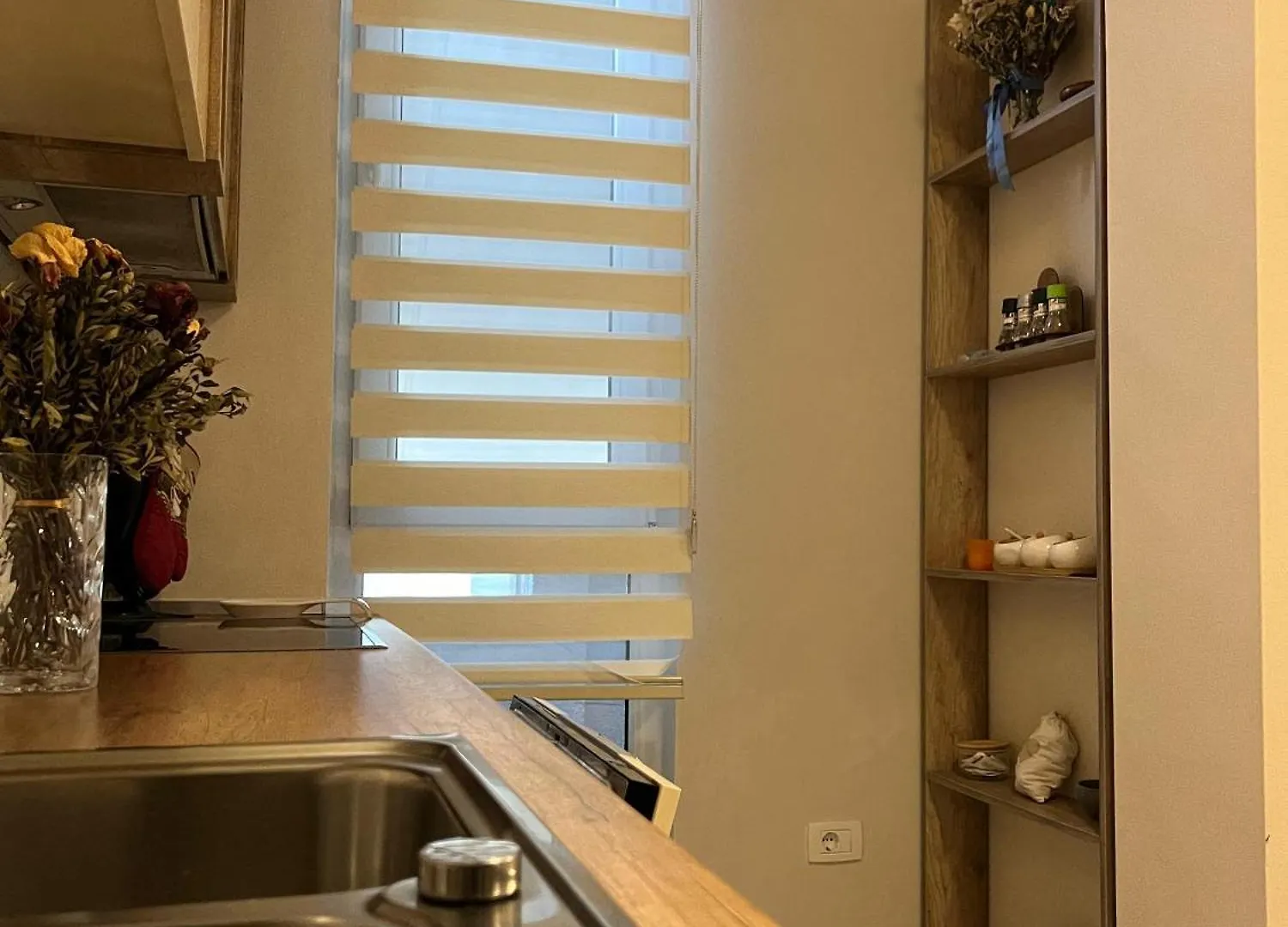 Fia Rentals Tirana 9 - Panoramic View Apartment